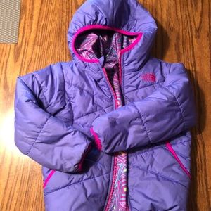 NORTH FACE REVERSIBLE PURPLE JACKET SIZE 4/5